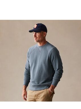 Men's Crewneck Sweater in Dusty Blue